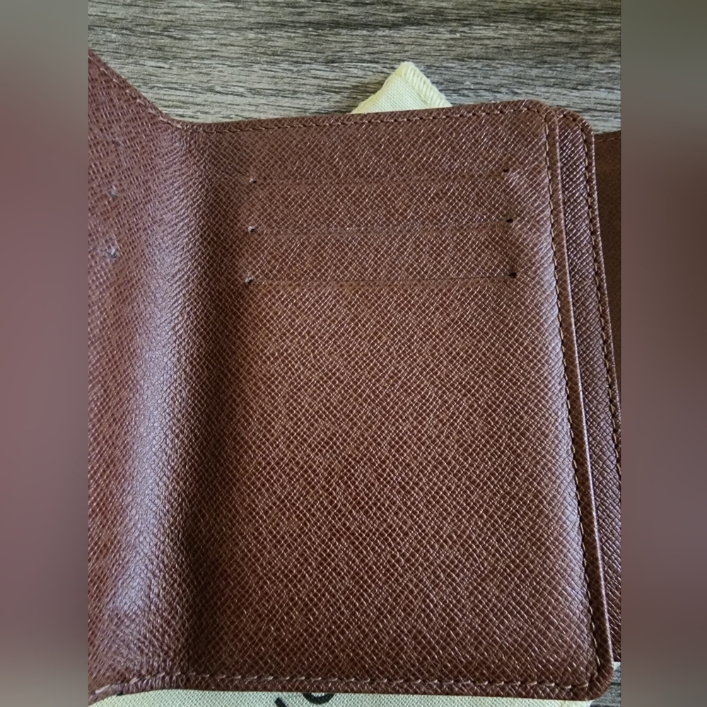 Louis Vuitton Monogram Black and Gold Wallet - Picture 9 of 16